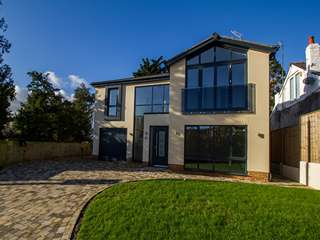 Finished picture of new build property featuring triple glazed aluminium windows from AMS.