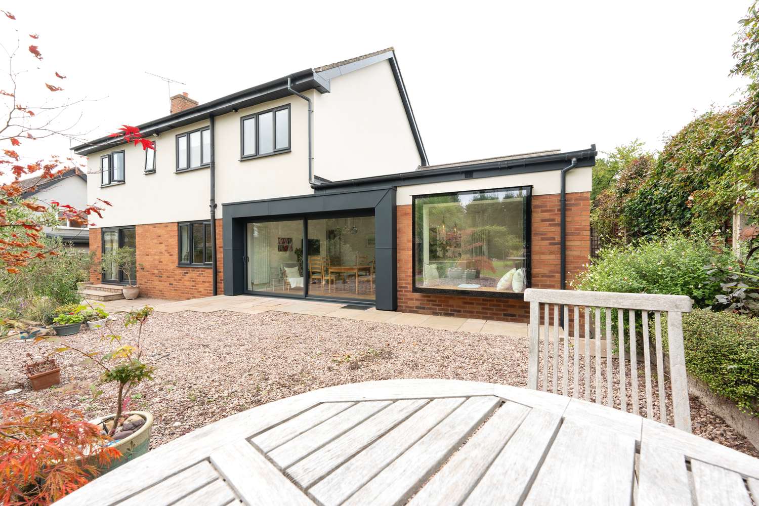 Knight Slide aluminium sliding door and oriel window installation, Heswall.