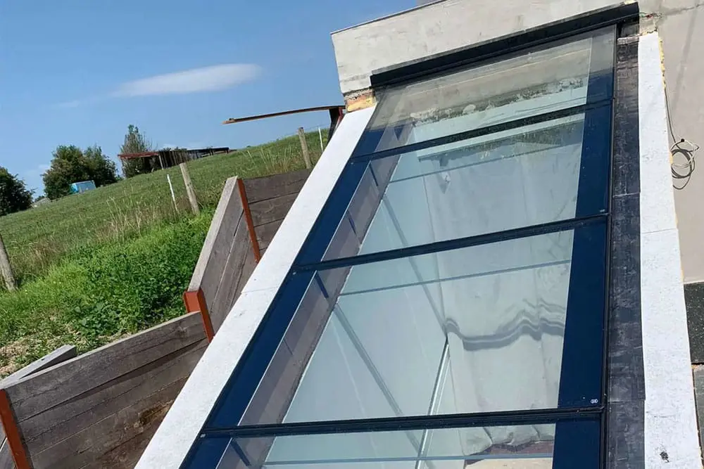Large structural roof light install.