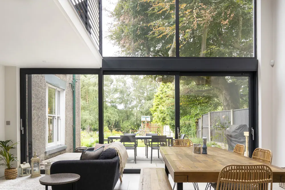Knight Lift - Aluminium Sliding Door