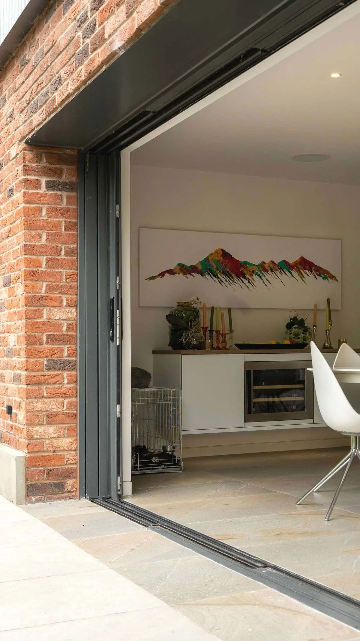 Close up view of the frame detail on the aluminium sliding pocket door..