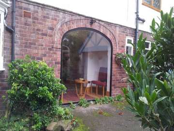 Large Arched Aluminium Fixed window , double glazed with 8mm low e soft Coat toughned glass. the installtion was carried out by our liverpool Installtion team . the installtion was in Southport
