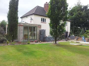 MR B, Macclesfield : New build orangery extension with Centor C1 Bi-fold doors with 44mm triple glazing painted in with a marine finish (RAL 9017)and an ATS lantern roof light with 44mm triple glazing painted with a marine finish (RAL 9017). Building contractor Johnathen Simons. Example of aluminium triple glazed bi-fold doors. Aluminium bi-fold doors near Macclesfield SK11. Alumnus doors with 44mm triple glazing near Alderly Edge SK9. Aluminium Bi-fold doors near Wirral CH48 CH60. Alumnus Bi-fold doors triple glazed Liverpool Formby L37 near South Port PR8 Bi-fold doors near Crosby L23