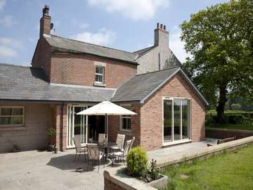 Malpas Cheshire West : Installation of a Alstyle Windows and Sliding Patio doors in a Ral of the clients choice. 