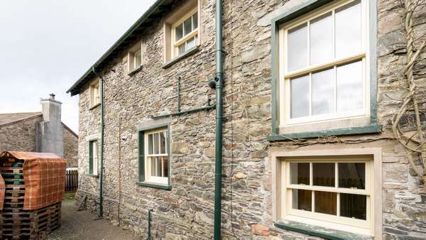 Shot showing 6 replacment alu-clad sliding sash windows.