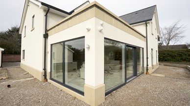 Corner angle of the garden room.